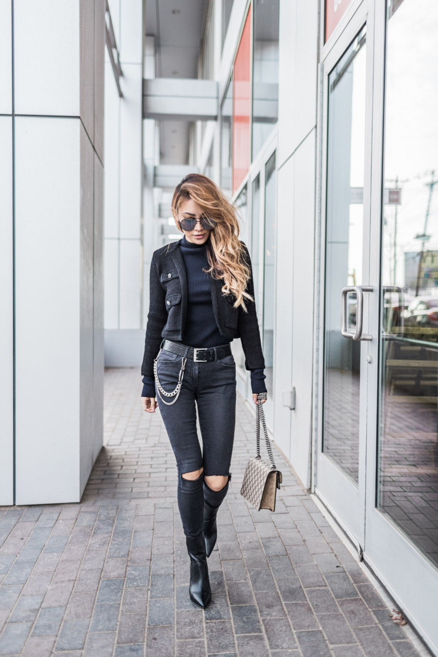Nailing the all black outfit // jessicawang.com