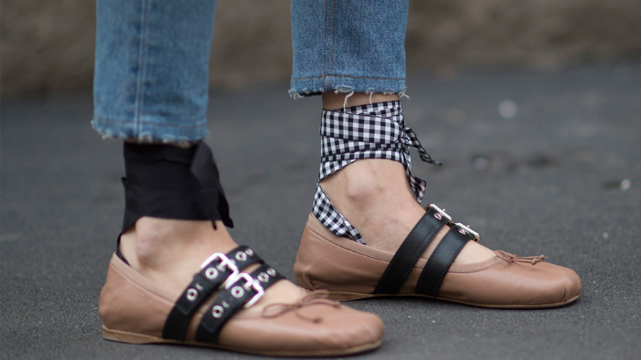 Ballet Laced Up Flats Shoes For Spring - These Are The 7 Must Have Styles Of Shoe For Spring // Notjessfashion.com