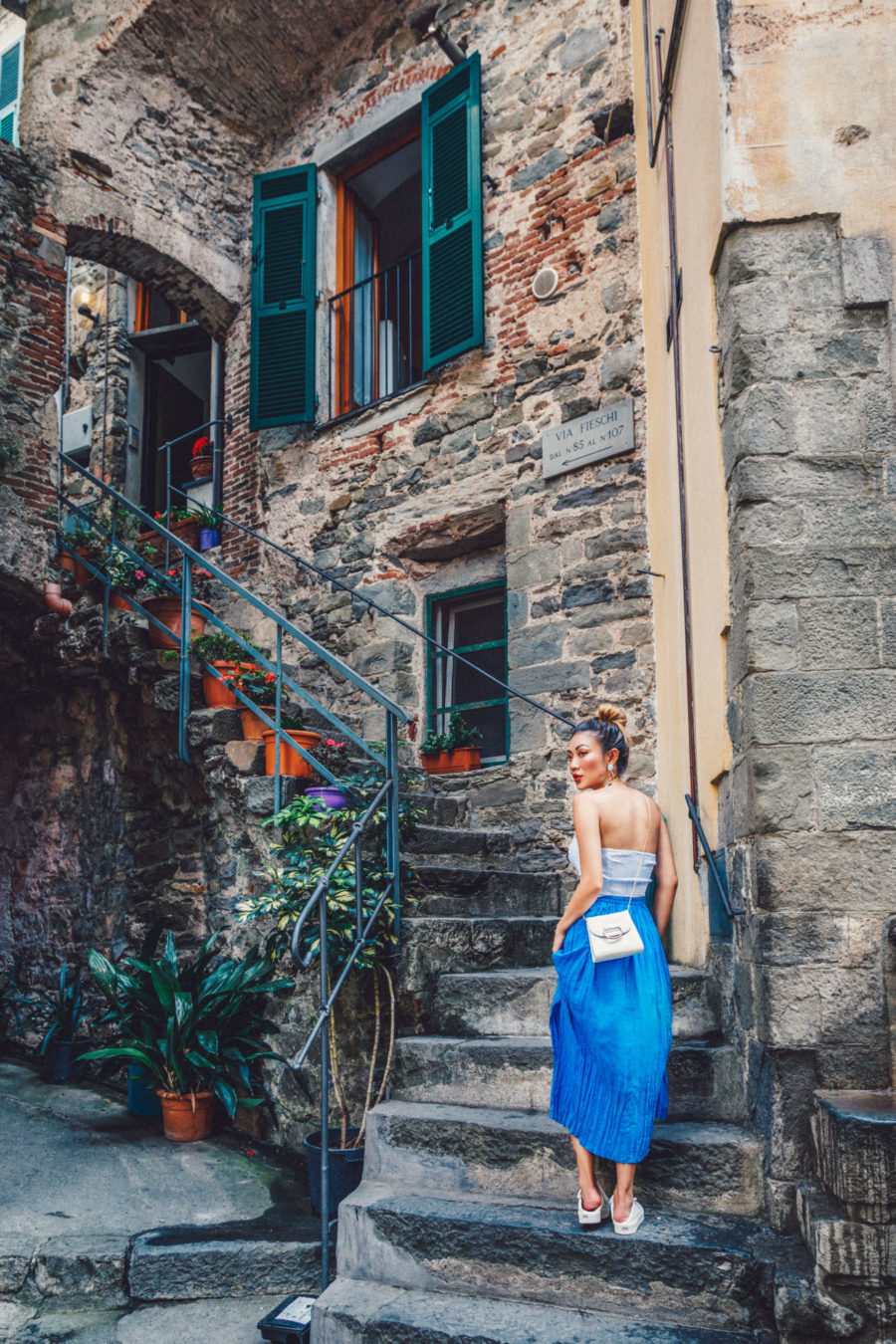 Corniglia, Cinque Terre, best photo spots // NotJessFashion.com