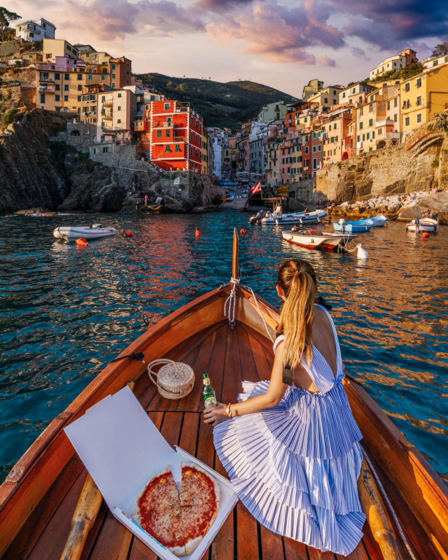 Riomaggiore, Cinque Terre, best photo spots // NotJessFashion.com