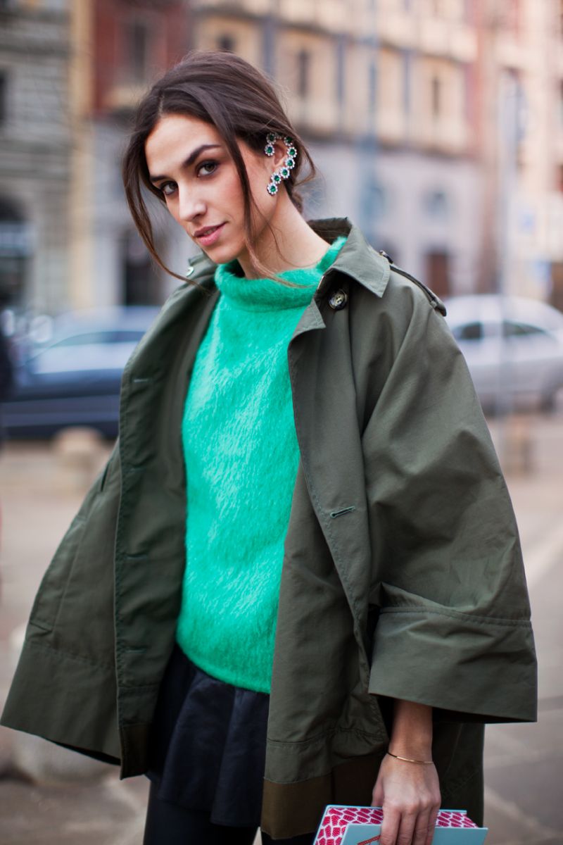 How to add color to your winter wardrobe - Green Statement Jewelry // Notjessfashion.com