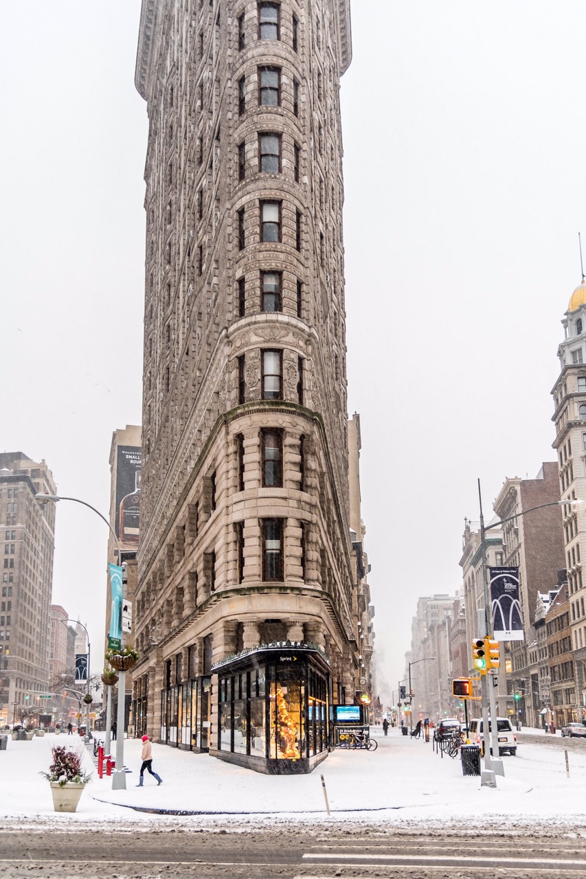 Places for Great Snow Photos - Flatiron in the Winter // Notjessfashion.com