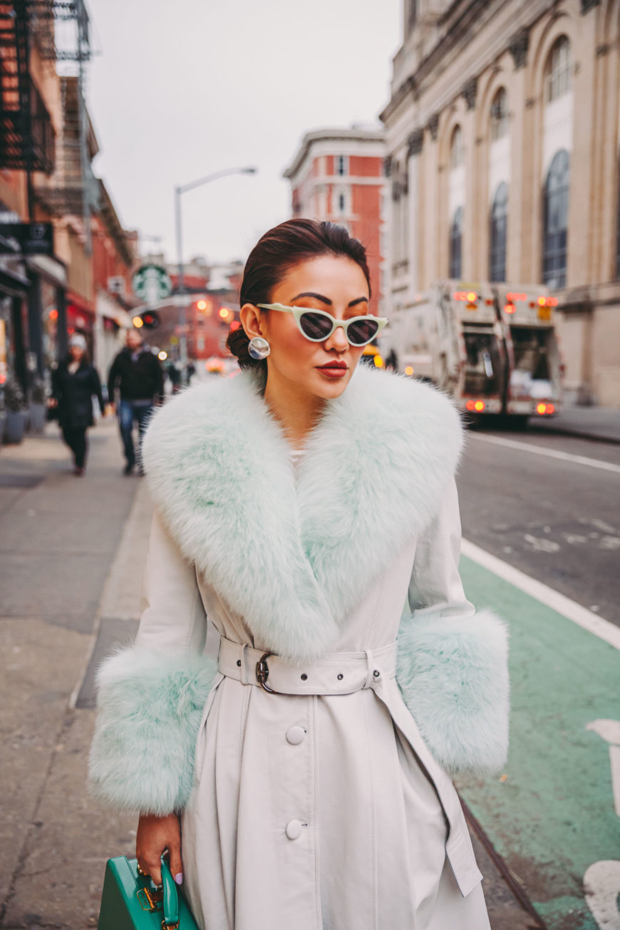 4 STYLISH TIPS FOR WEARING PASTEL IN THE WINTER