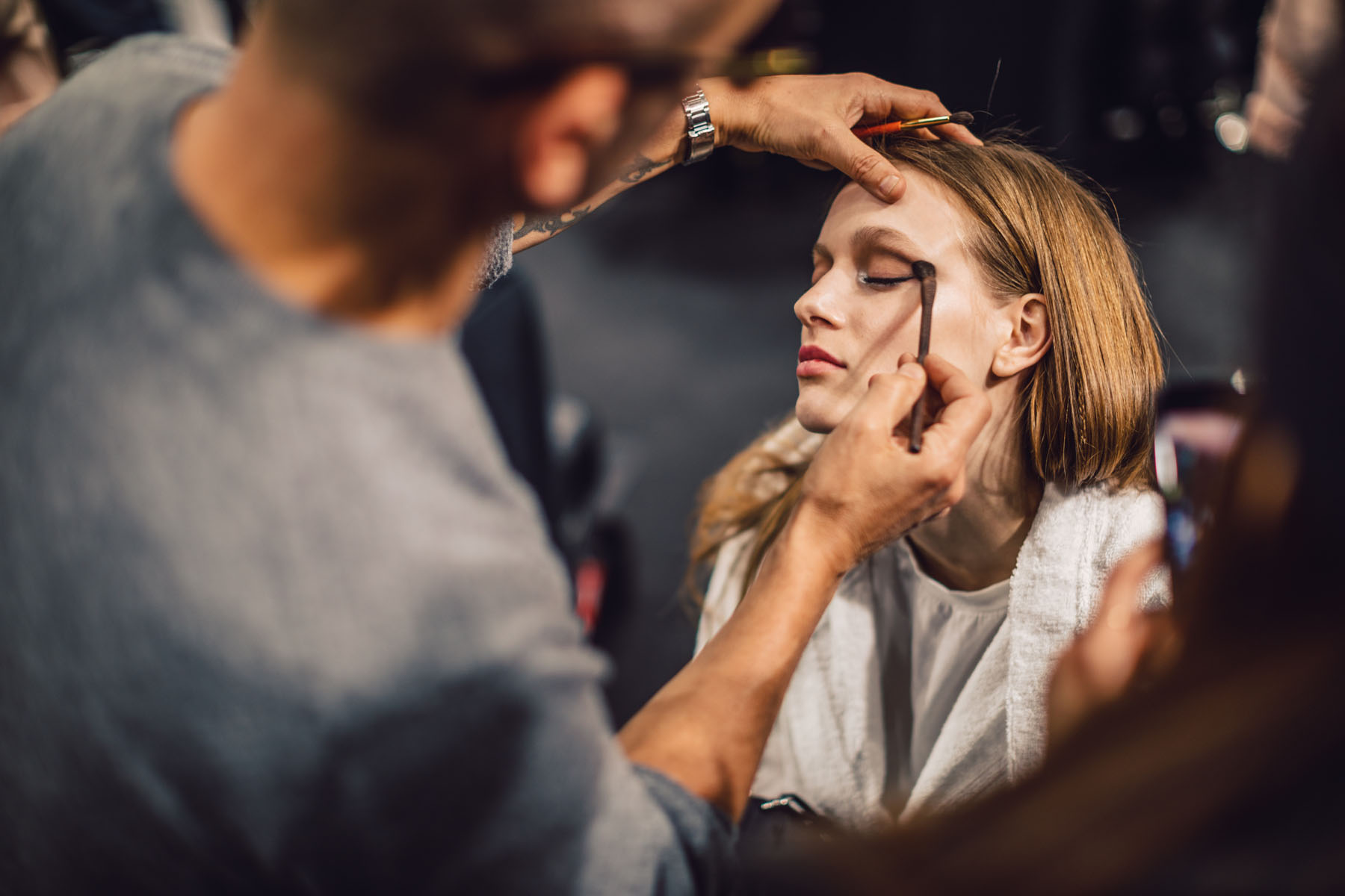 MFW Recap 2 - Backstage with Maybelline at Tommy Hilfiger // Notjessfashion.com