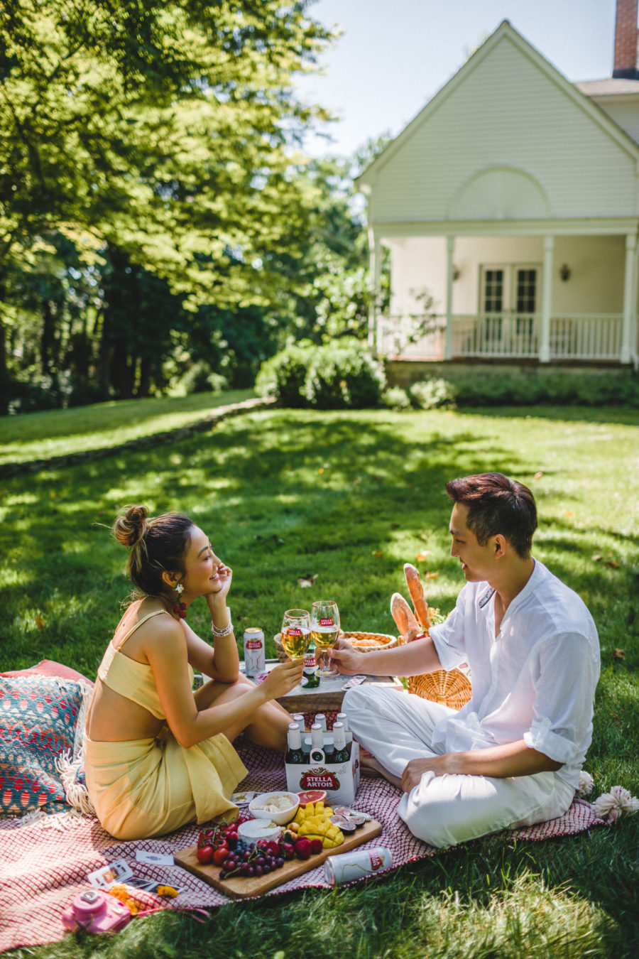 Savoring Everyday Moments with Stella Artois, Joie de Biere, Outdoor Picnic, Summer picnic, Stella Artois // Notjessfashion.com