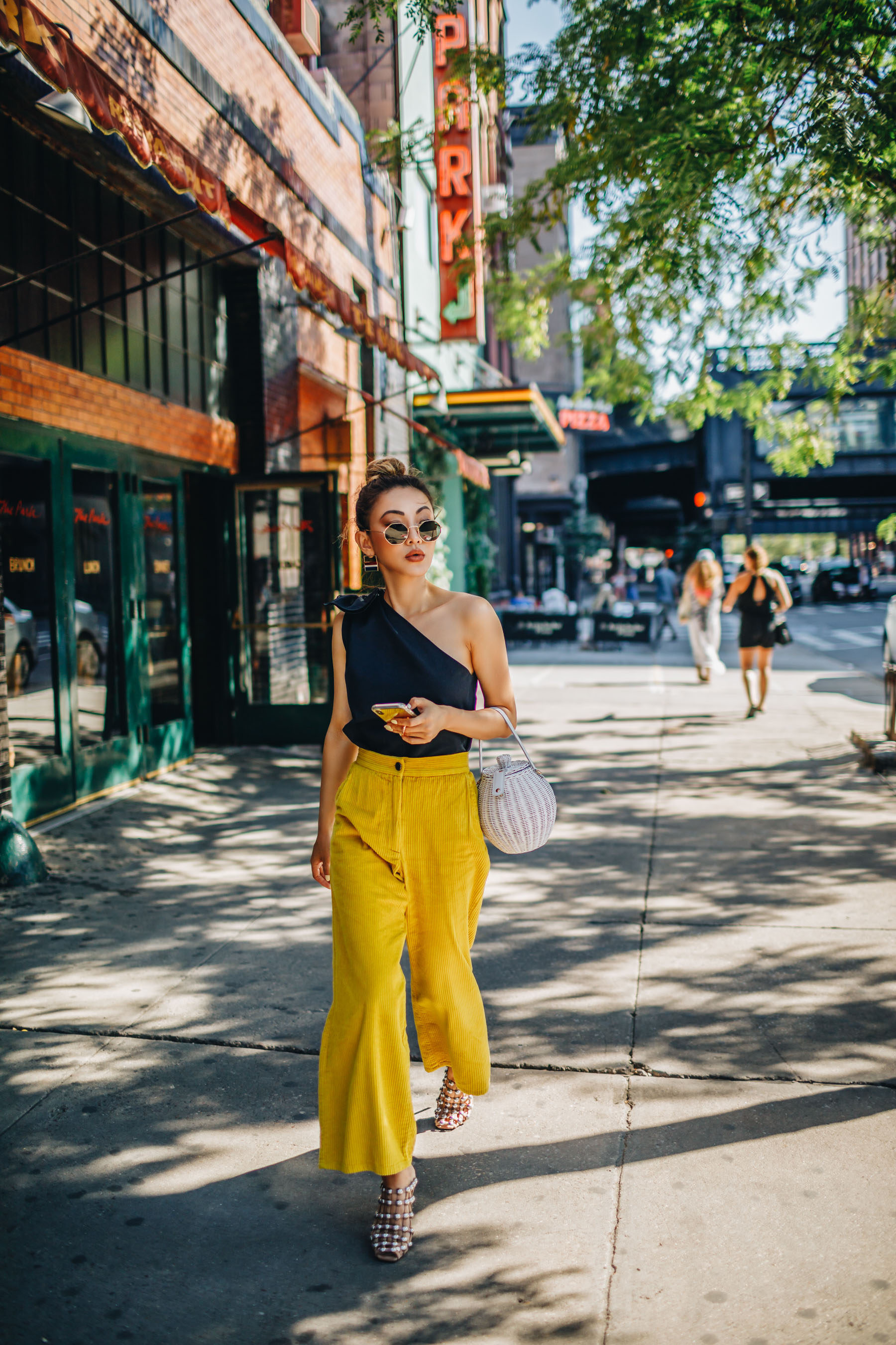 Date night outfit, uber safety toolkit // Notjessfashion.com