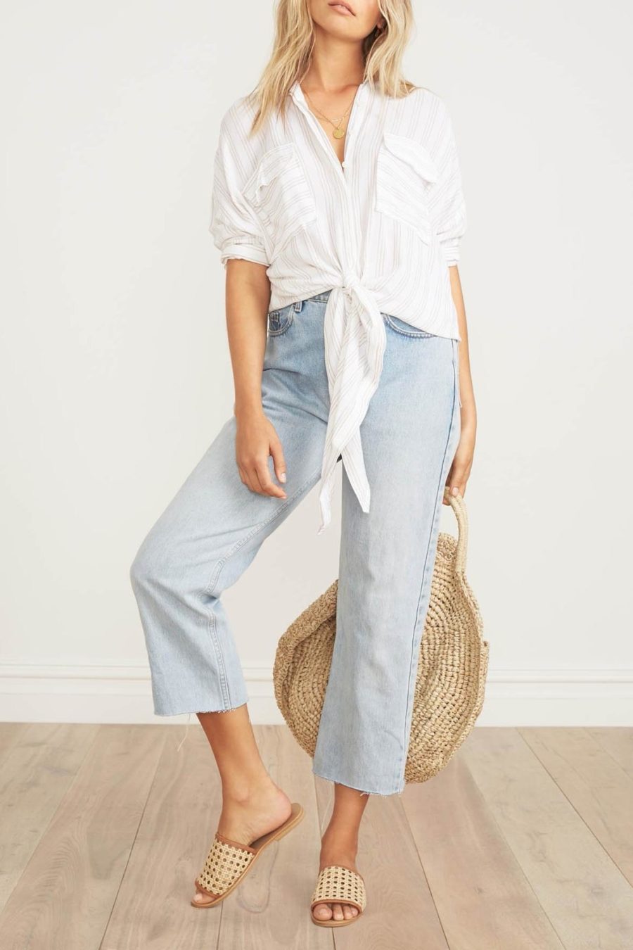 Crop Tops for Summer - Tie Waist Button Down // Notjessfashion.com