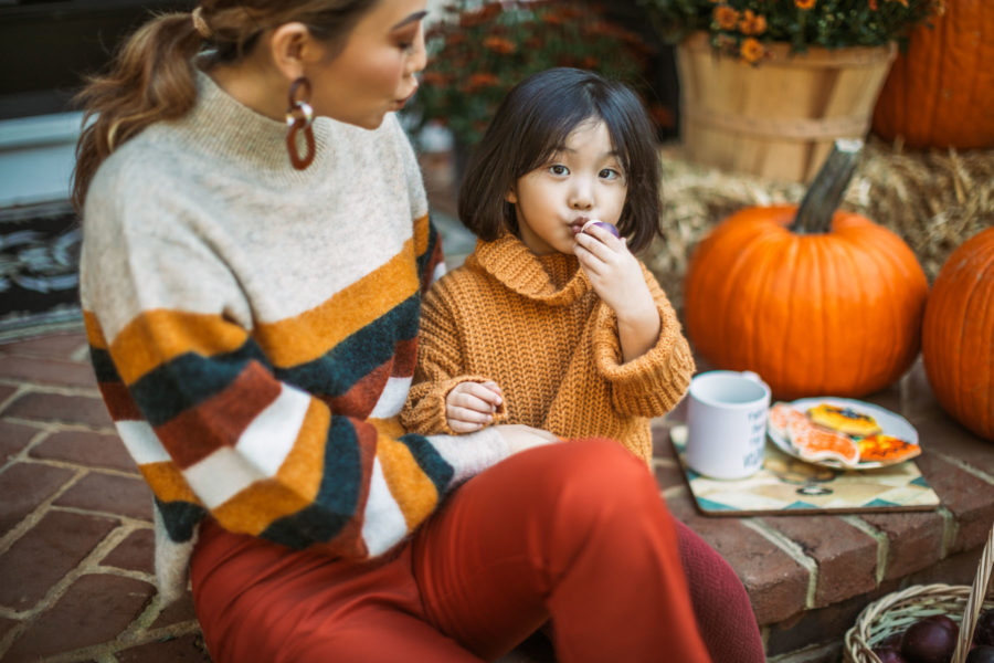 Beauty-inspired autumn celebration featuring EOS Sugarplum Lip Balm // Notjessfashion.com