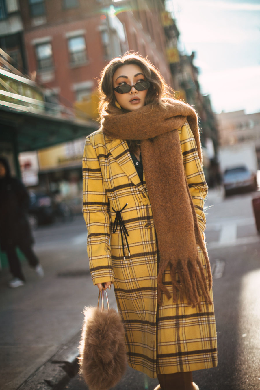 Behind the Scenes of a Successful Photoshoot Uber - New York Fashion Blogger, yellow plaid coat, chunky scarf, fur handbag // Notjessfashion.com