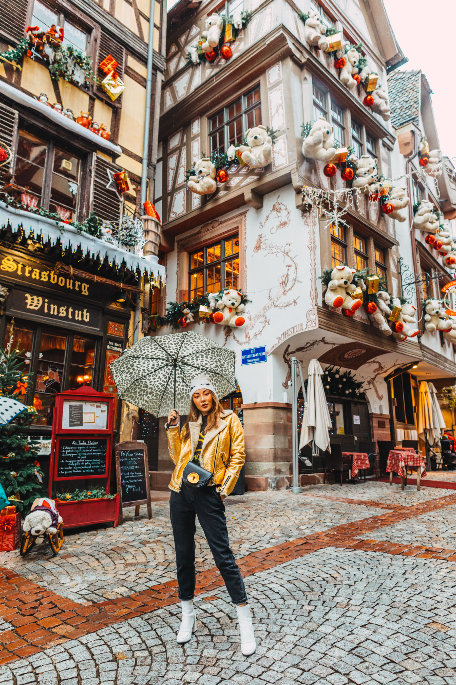 MY TRAVEL GUIDE TO COLMAR AT CHRISTMAS - Jessica Wang