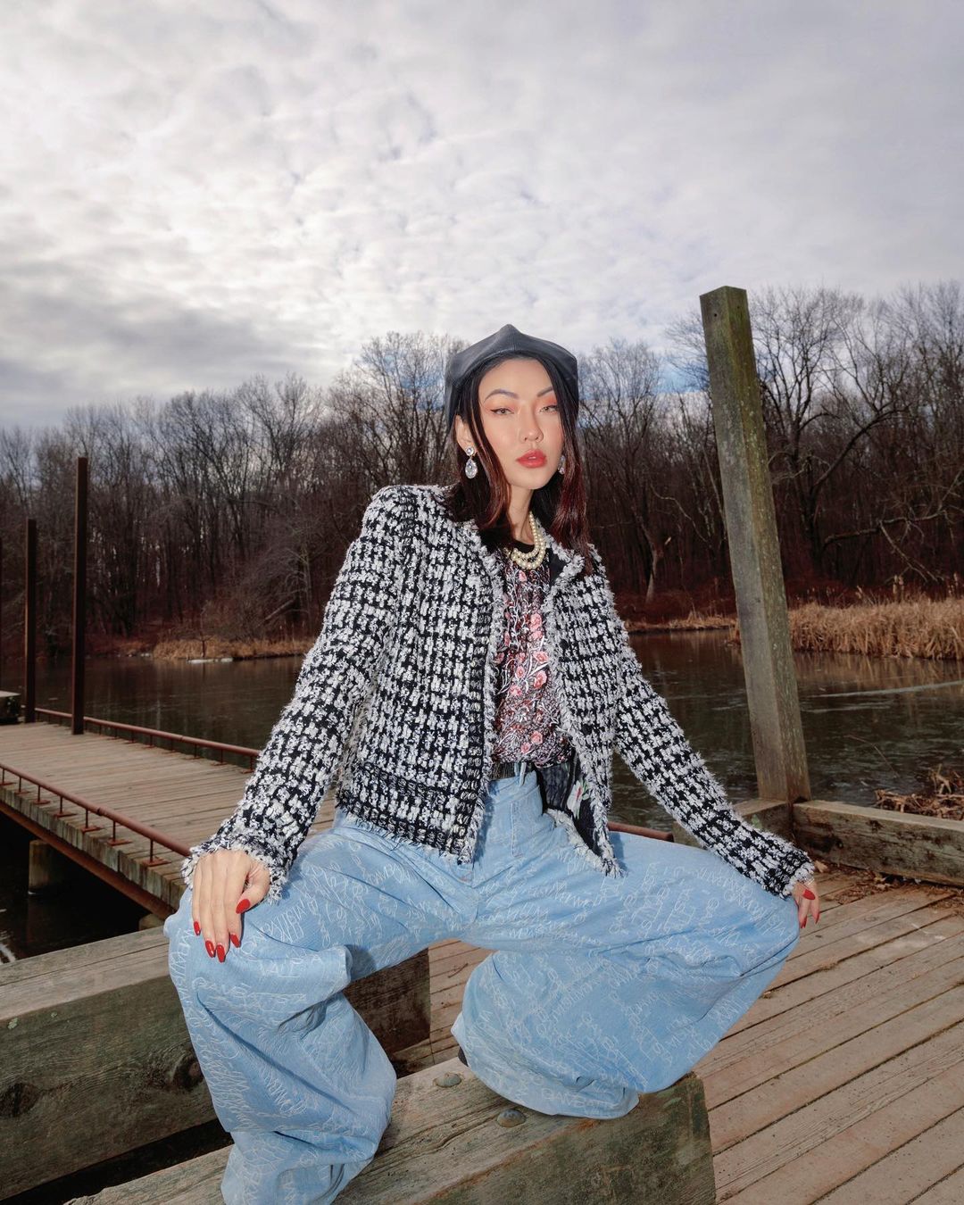 HOW TO DRESS UP YOUR JEANS THIS WINTER Jessica Wang