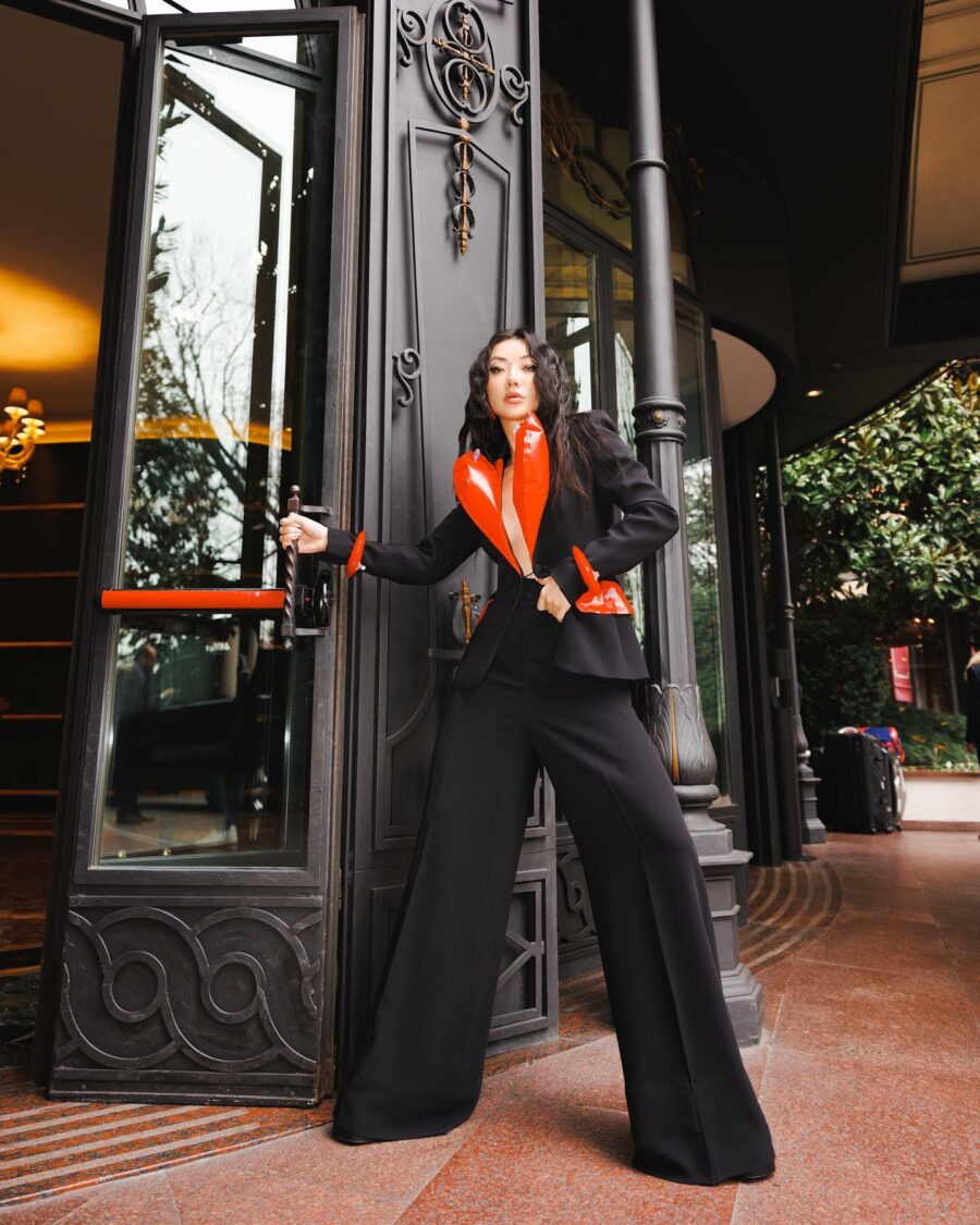 Wearing black moschino suit set while sharing self-esteem tips for fall // Jessica Wang - Notjessfashion.com